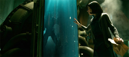 Shape of Water Sally Hawkins entdeckt Monster