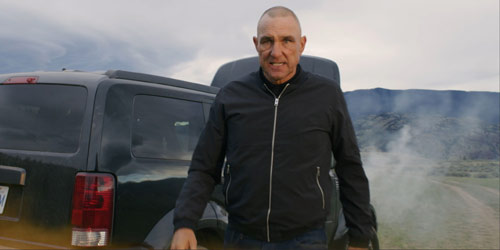 Vinnie Jones fies in "Bullet Proof"