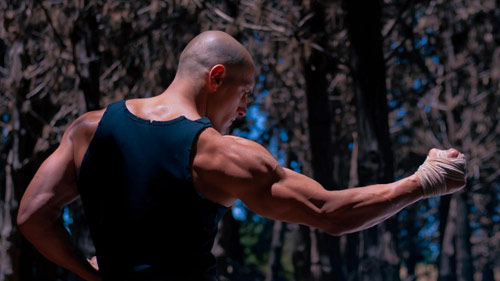 Marko Zaror in "Die Faust des Condors"