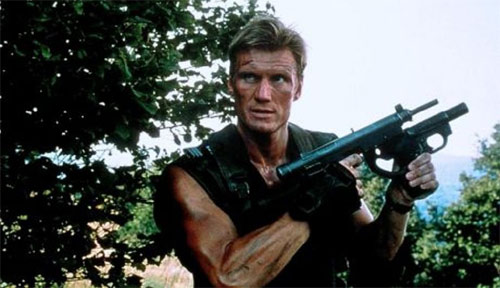 Dolph Lundgren als Warchild in Fight of the Dragon