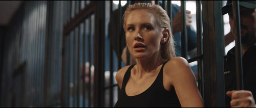 The Flood mit Nicky Whelan