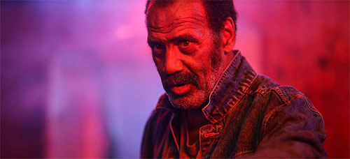 Fred Williamson im Splatter-Action-Kracher von Joe Begos