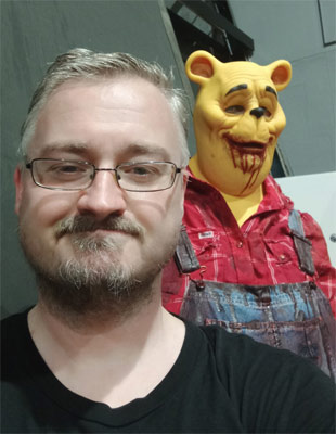 Pierre Pawlik mit Winnie the Pooh